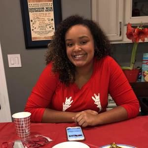 Meet your Posher, Desiree